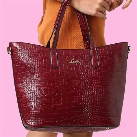 replica bags dealer in delhi